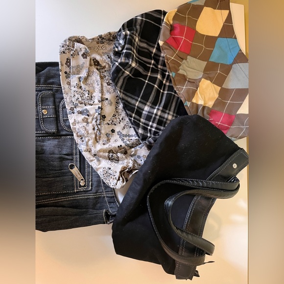 ThirtyOne - Picture 2 of 2